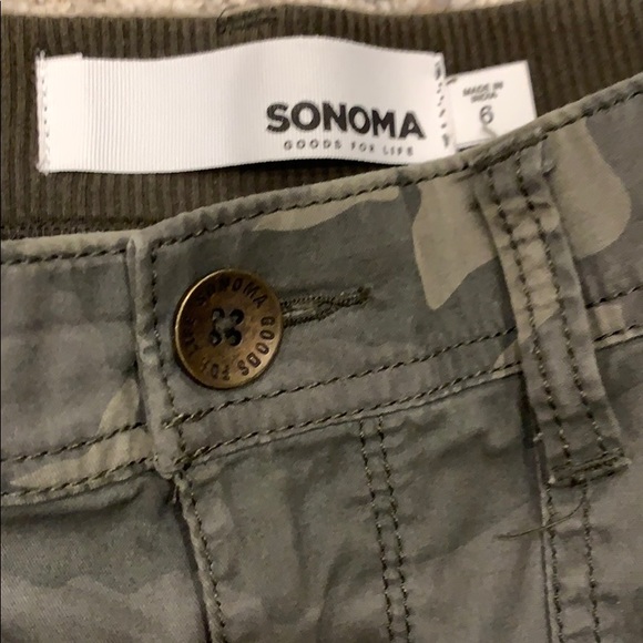 Sonoma camo capris - Picture 3 of 4